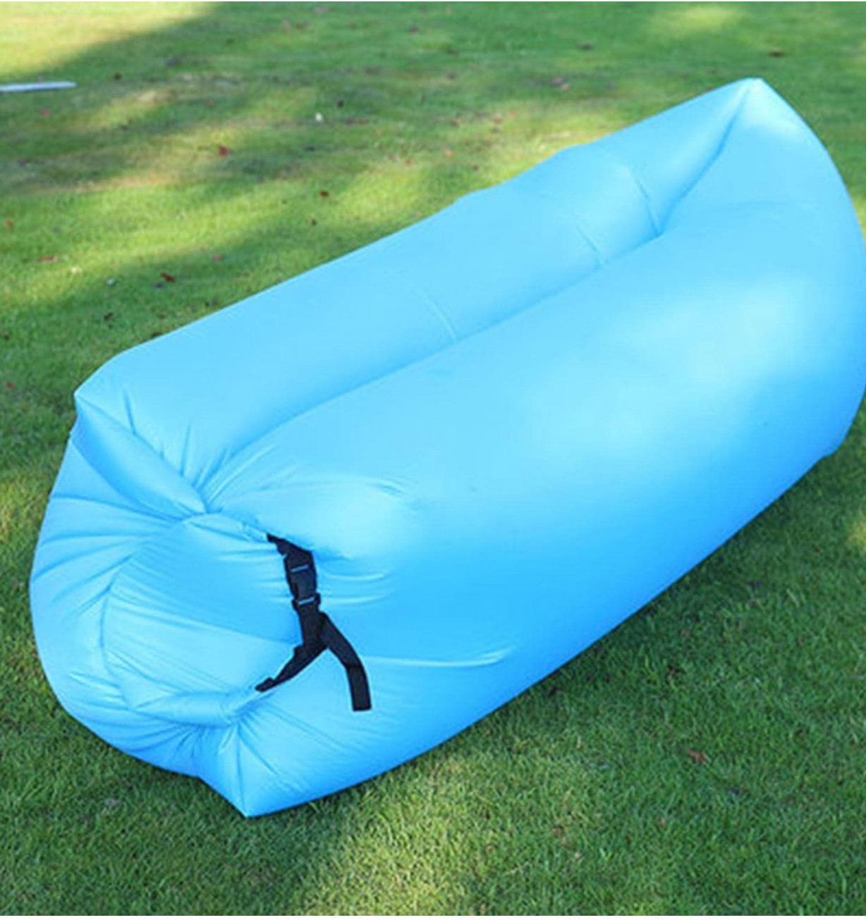 Inflatable hangout bags for outdoor